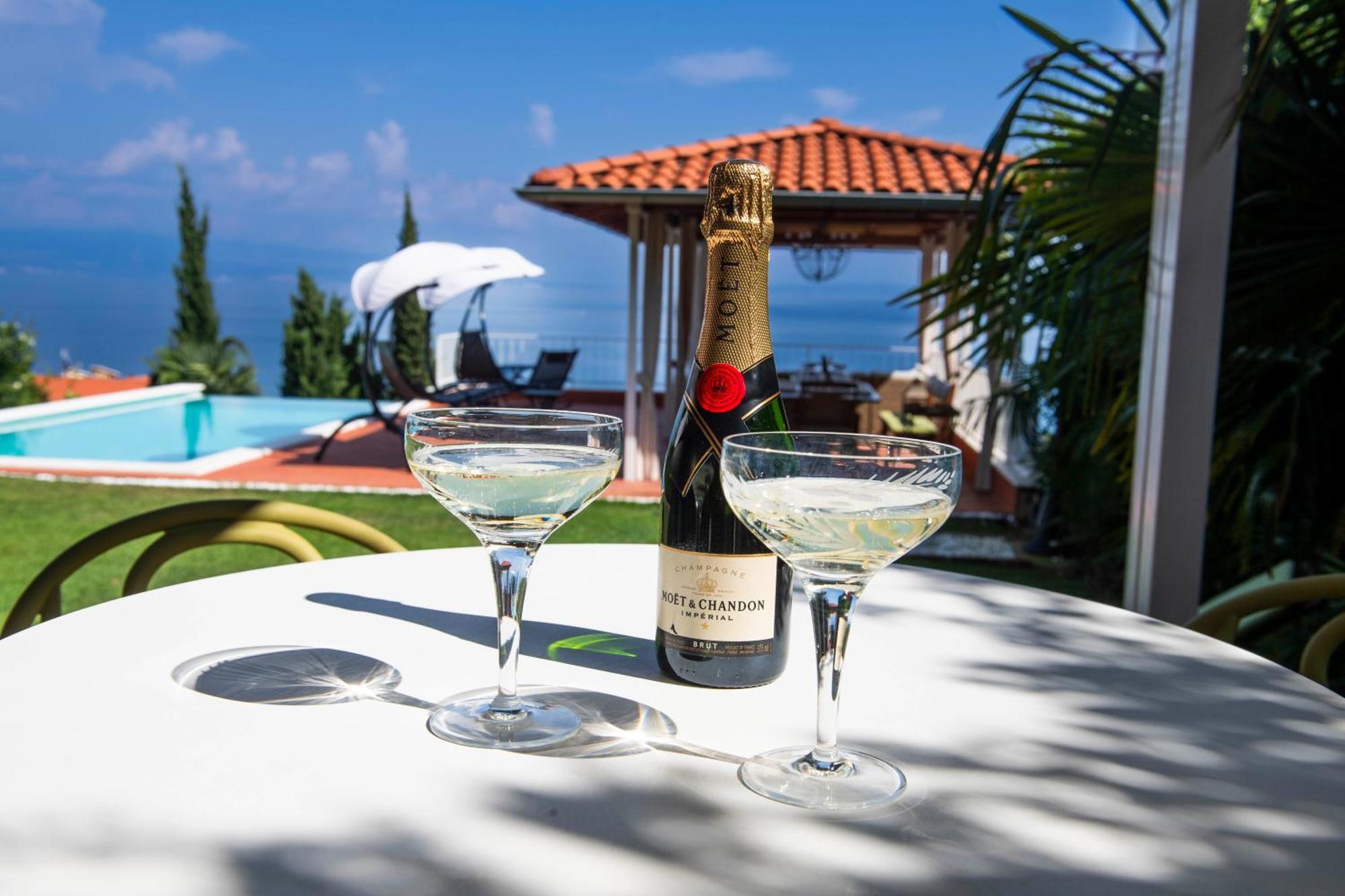 Villa Lovran - 150M To The Beach - Infinity Pool - Incredible Sea View - Fitness Room Экстерьер фото