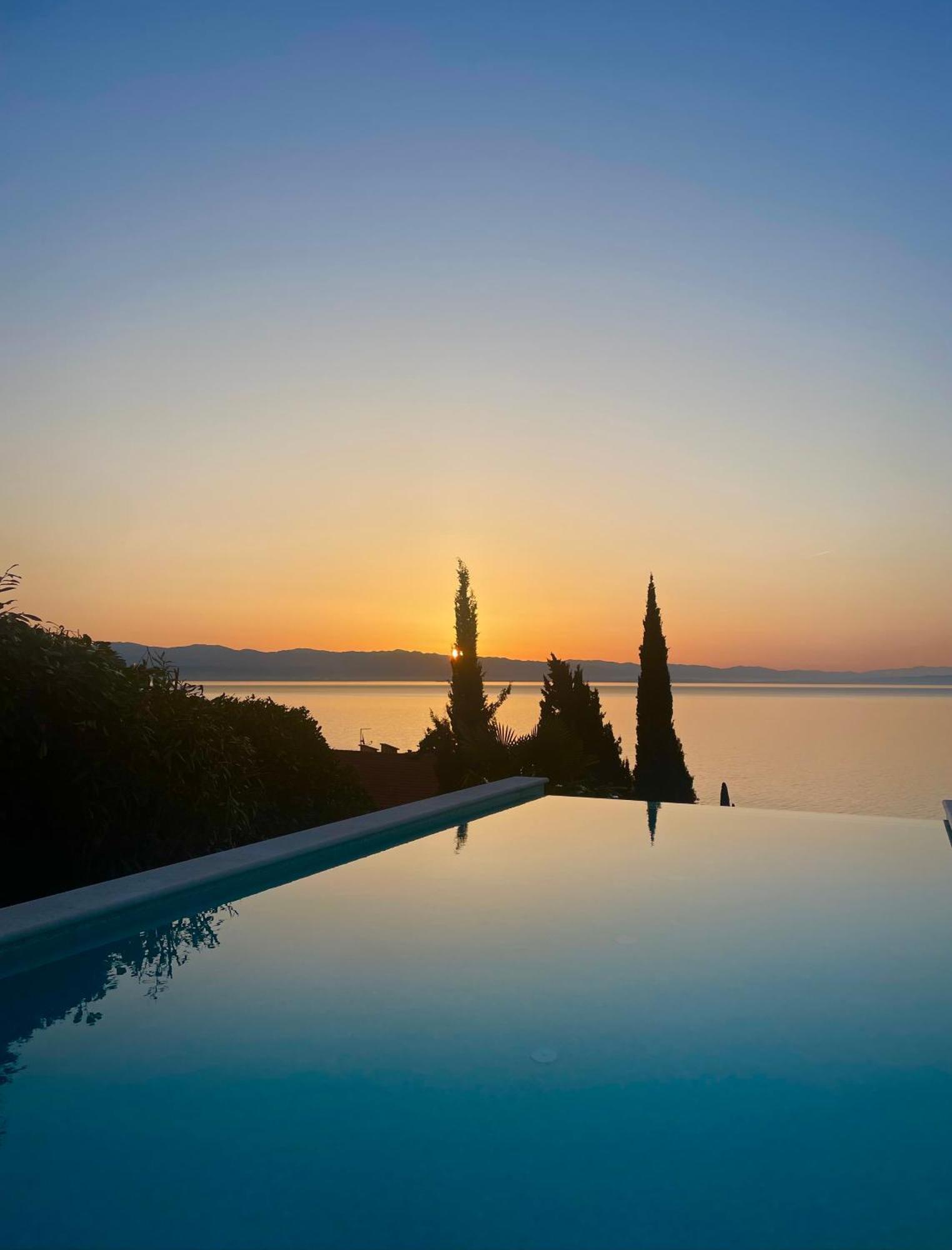 Villa Lovran - 150M To The Beach - Infinity Pool - Incredible Sea View - Fitness Room Экстерьер фото